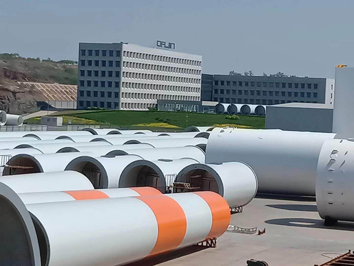 風(fēng)機(jī)塔筒維護(hù)是一項(xiàng)長期性的工作